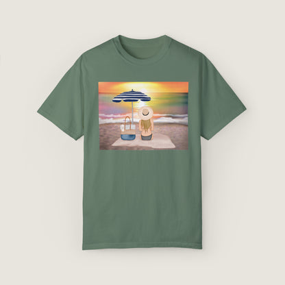 Lady On The Beach (Comfort Colors, 100% ring-spun cotton)
